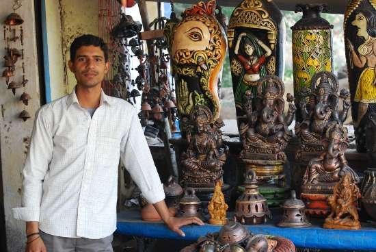 Idol Selling–money from sand